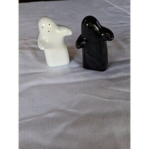 Hugging Ghosts Salt and Pepper Shakers Verdici Design Black and White